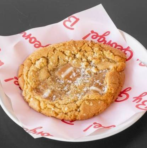 Salted caramel cookie